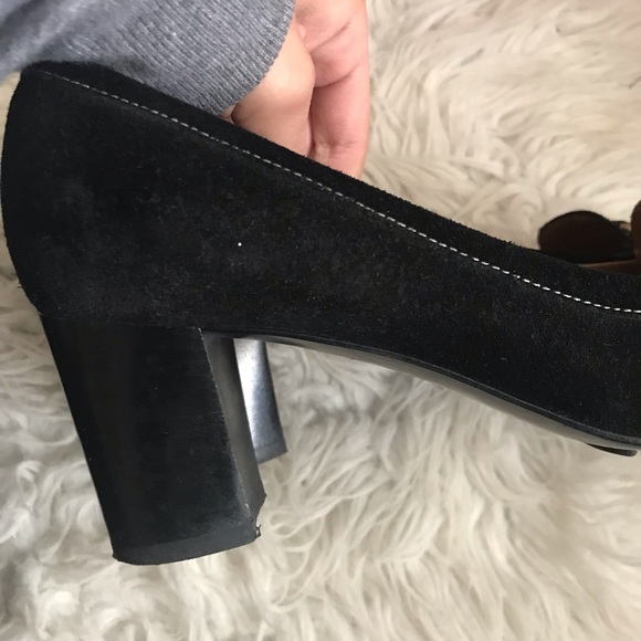 Salvatore Ferragamo Twirl Heels - Picture 4 of 8